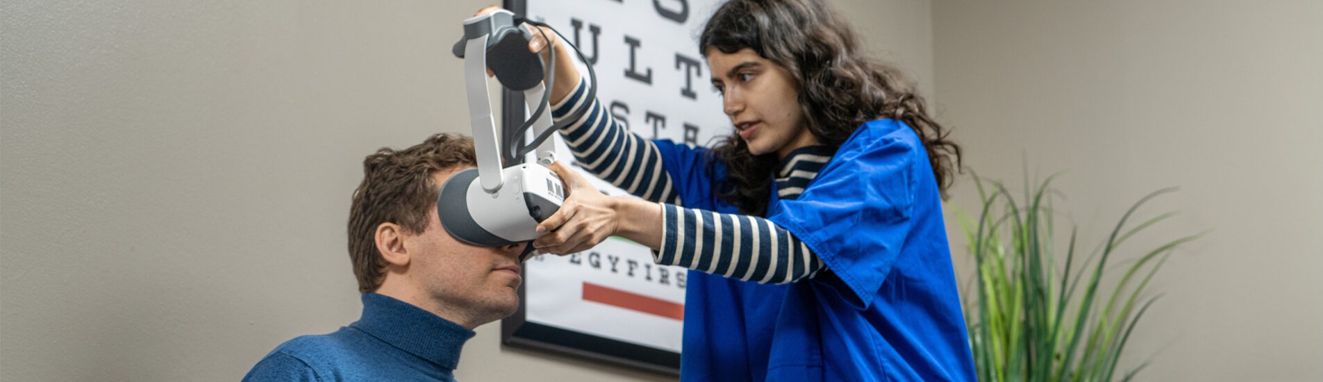 Visual Field Analyzing Handheld Devices