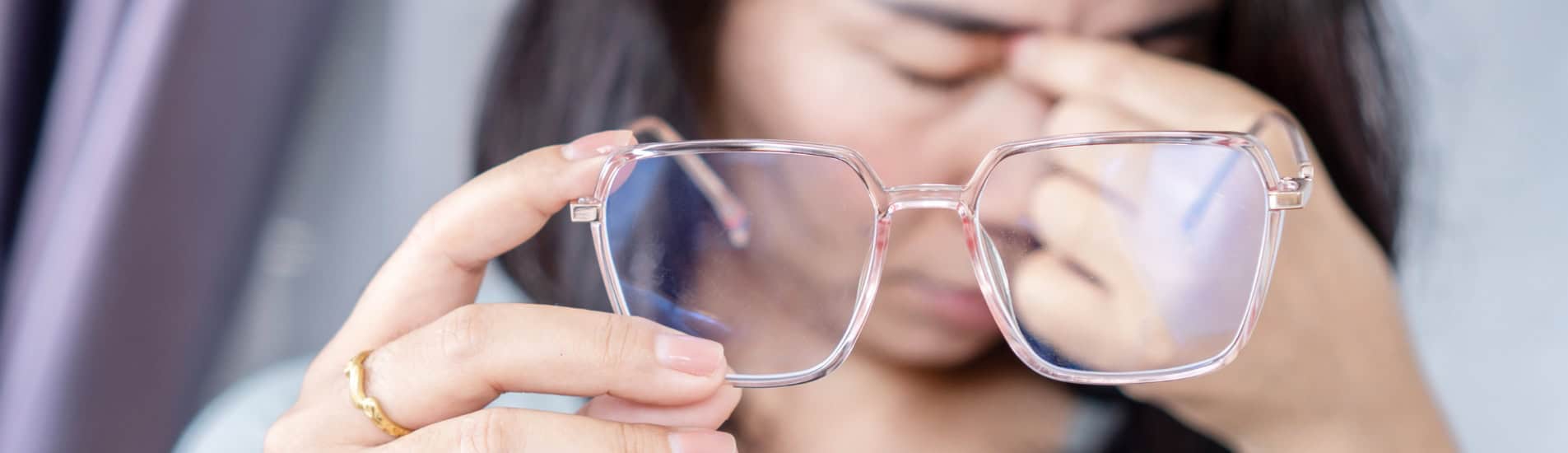 Understanding Women’s Eye Health: How Hormones and Lifestyle Affect Vision