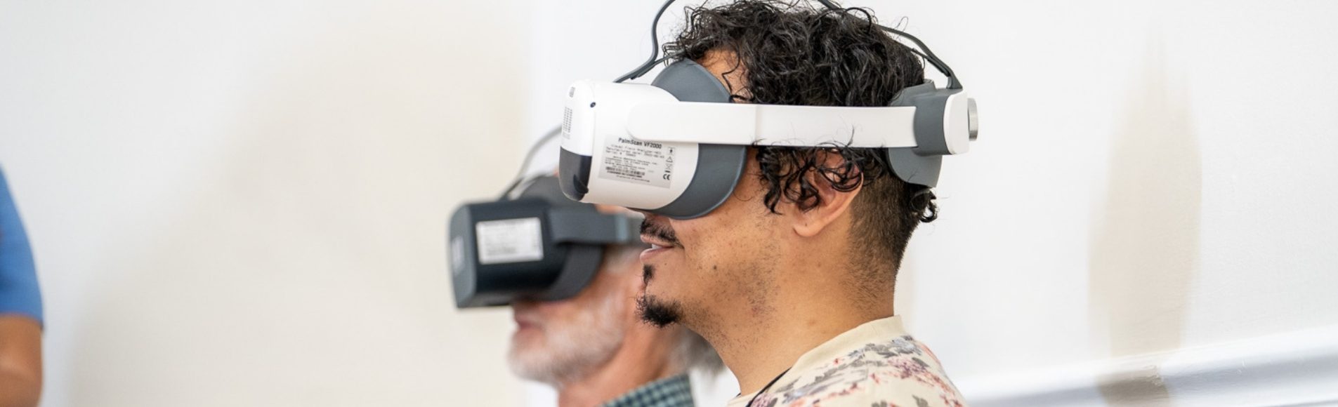 Tabletop Perimetry VS Virtual Reality